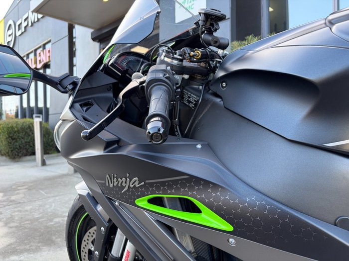 2018 Kawasaki NINJA ZX-10R SE Black