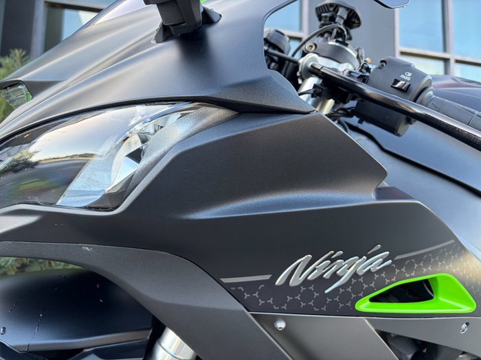 2018 Kawasaki NINJA ZX-10R SE Black
