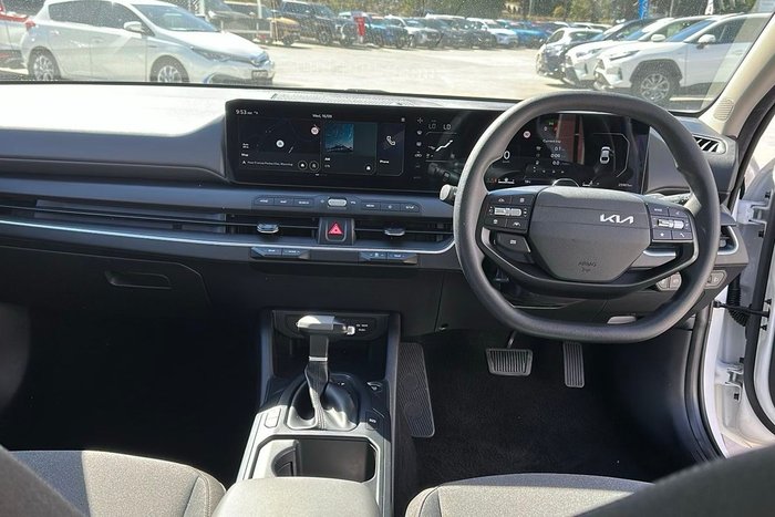 2025 Kia K4 Sport