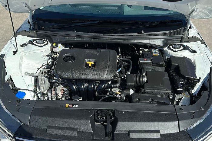 2025 Kia K4 Sport