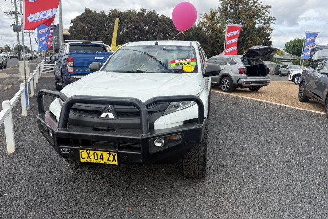 2020 MITSUBISHI TRITON