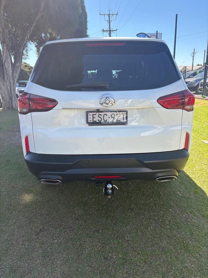 2021 LDV D90