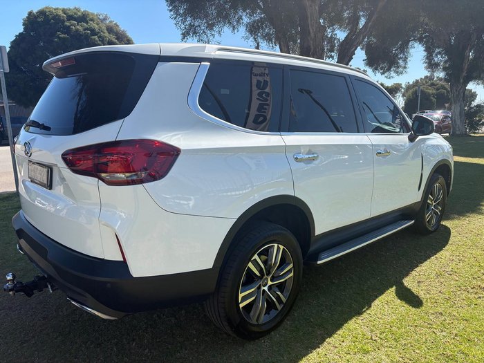 2021 LDV D90