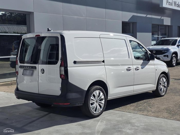 2025 Volkswagen Caddy TSI220