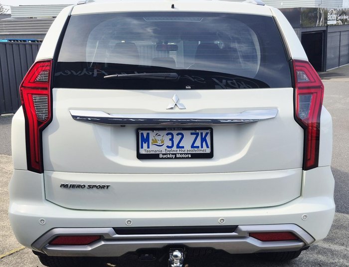 2024 Mitsubishi Pajero Sport GLX