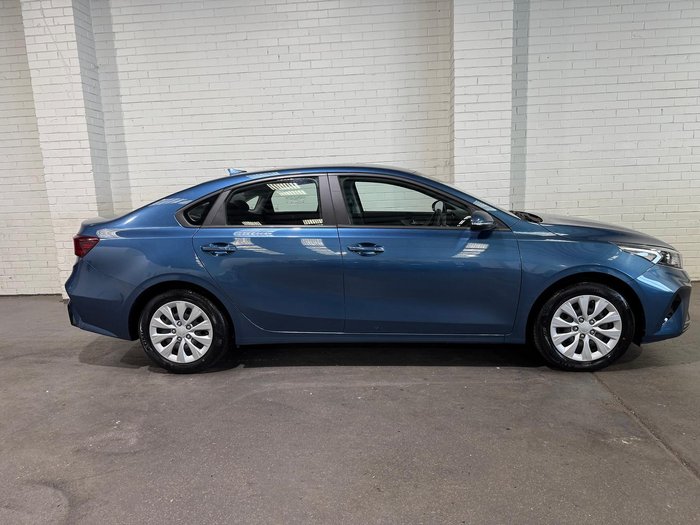 2023 Kia Cerato S