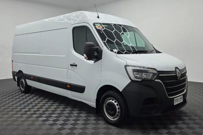 2022 Renault Master