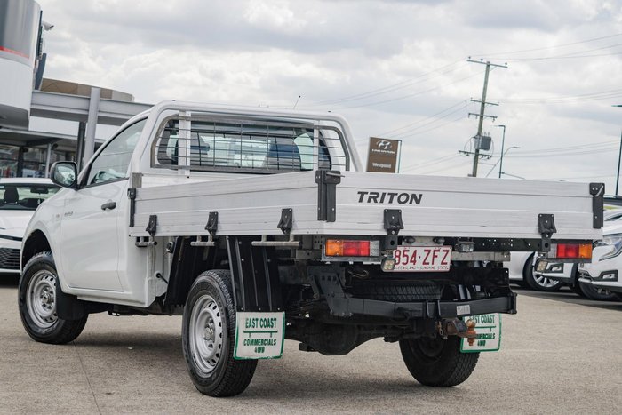 2016 Mitsubishi Triton