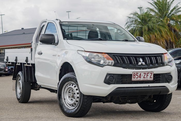 2016 Mitsubishi Triton