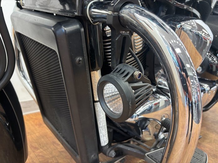 2013 Suzuki VLR 1800T BOULEVARD (C109RT) Beige
