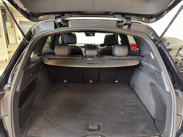 2022 Mercedes-Benz GLC-Class GLC300