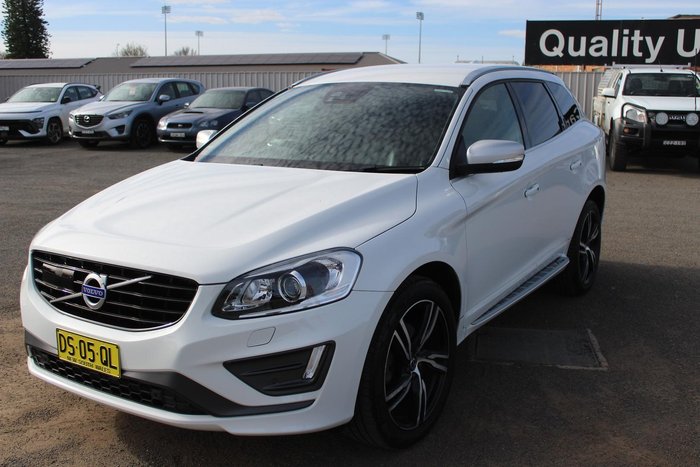 2017 Volvo XC60 T5 R-Design