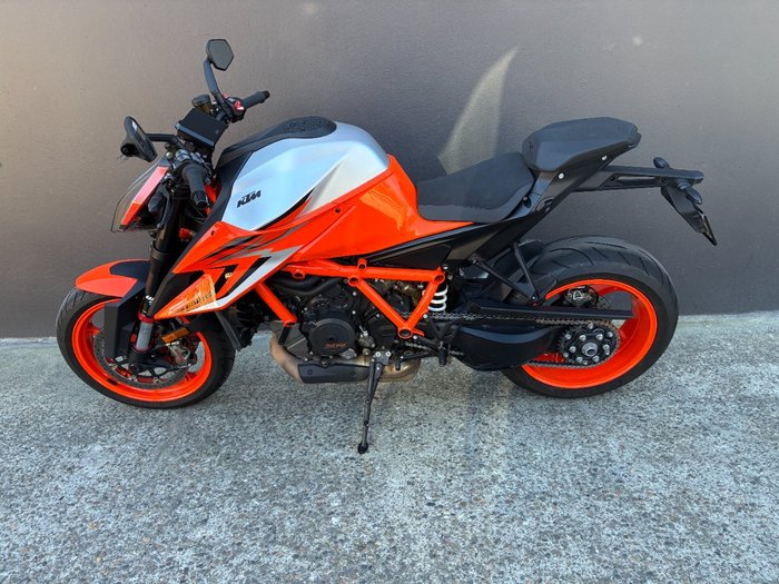 2023 Ktm 1290 SUPER DUKE R ORANGE