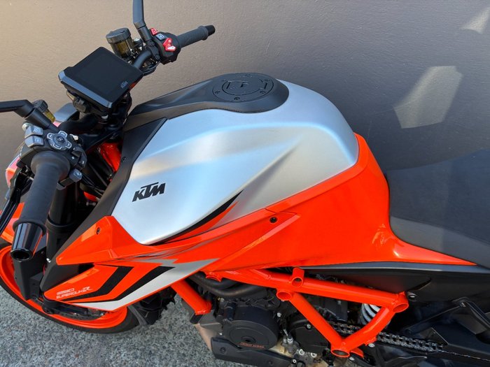 2023 Ktm 1290 SUPER DUKE R ORANGE
