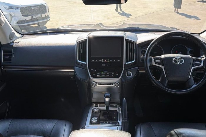 2019 Toyota Landcruiser VX