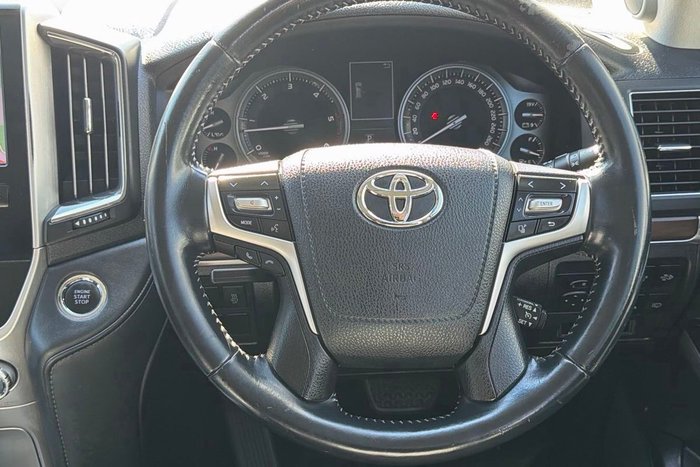 2019 Toyota Landcruiser VX