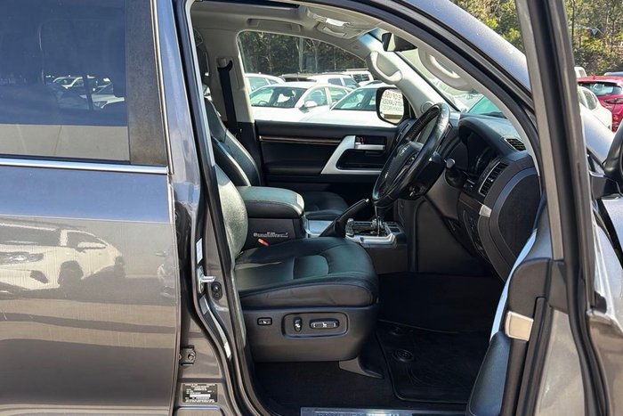 2019 Toyota Landcruiser VX