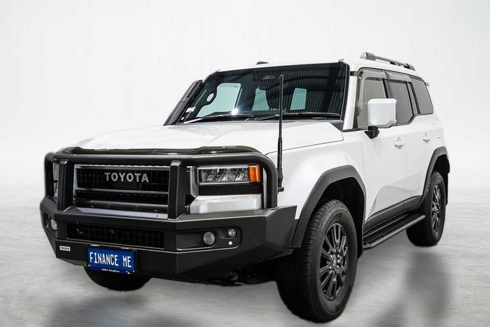 2024 Toyota Landcruiser Prado