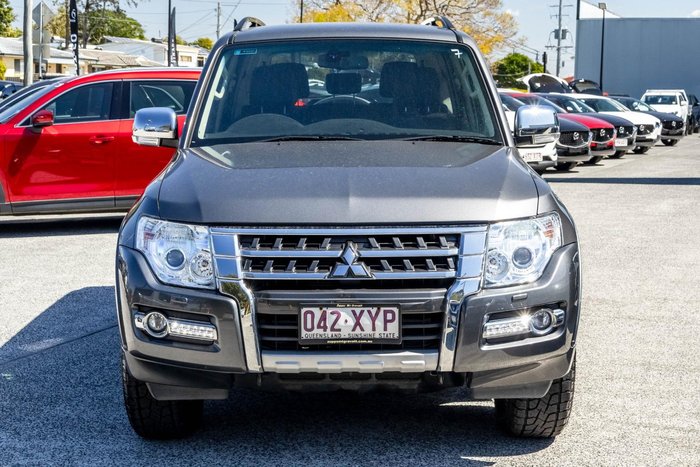 2017 Mitsubishi Pajero GLS