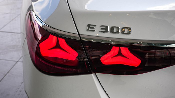 2026 Mercedes-Benz E-Class E300