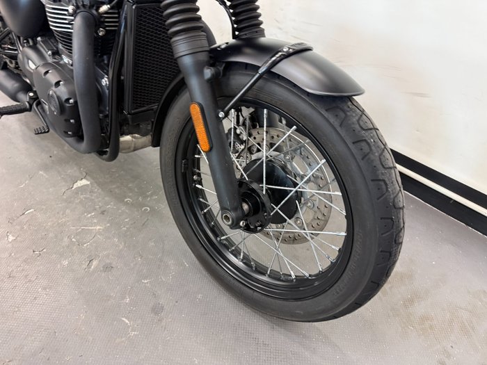 2017 Triumph BONNEVILLE T100 Black
