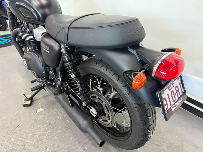 2017 Triumph BONNEVILLE T100 Black