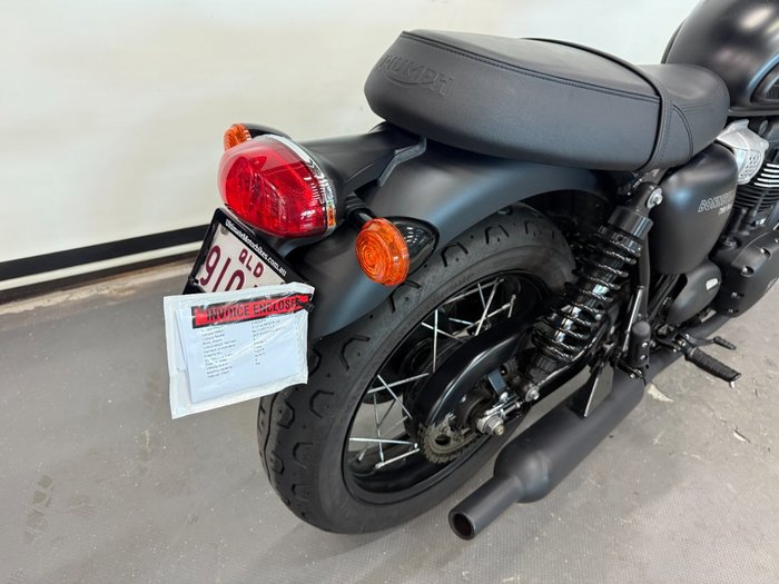 2017 Triumph BONNEVILLE T100 Black
