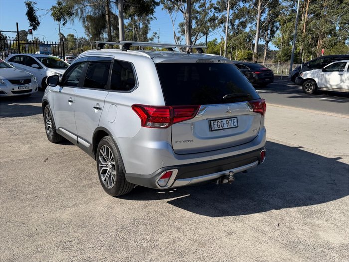 2015 MITSUBISHI OUTLANDER EXCEED (4x4)