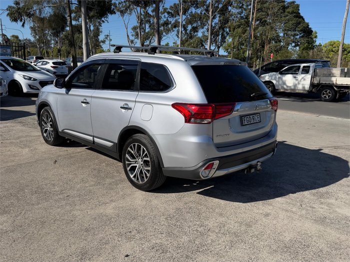 2015 MITSUBISHI OUTLANDER EXCEED (4x4)