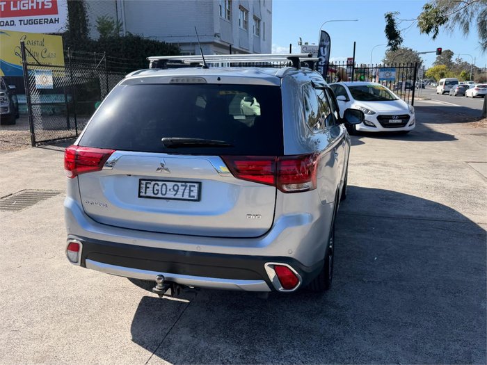2015 MITSUBISHI OUTLANDER EXCEED (4x4)