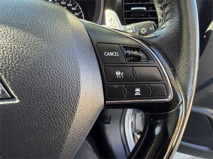 2015 MITSUBISHI OUTLANDER EXCEED (4x4)