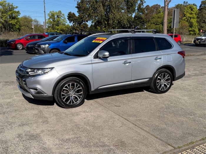 2015 MITSUBISHI OUTLANDER EXCEED (4x4)