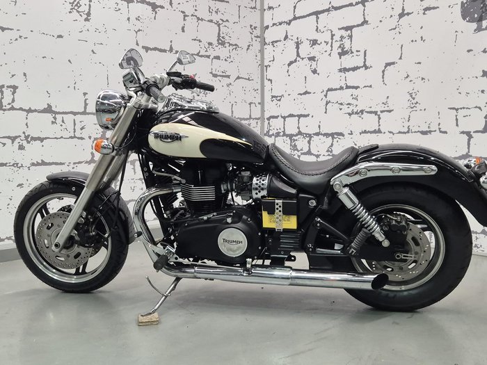 2009 Triumph Speedmaster 865 Speedmaster Black