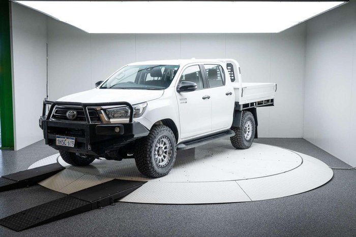 2022 Toyota Hilux SR