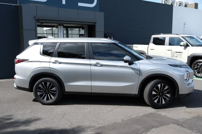 2025 Mitsubishi Outlander