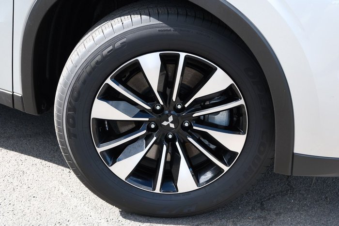 2025 Mitsubishi Outlander