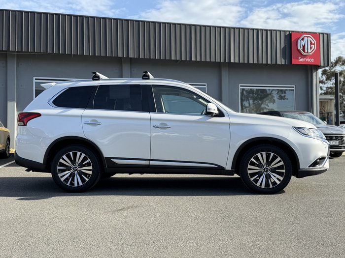 2019 Mitsubishi Outlander Exceed