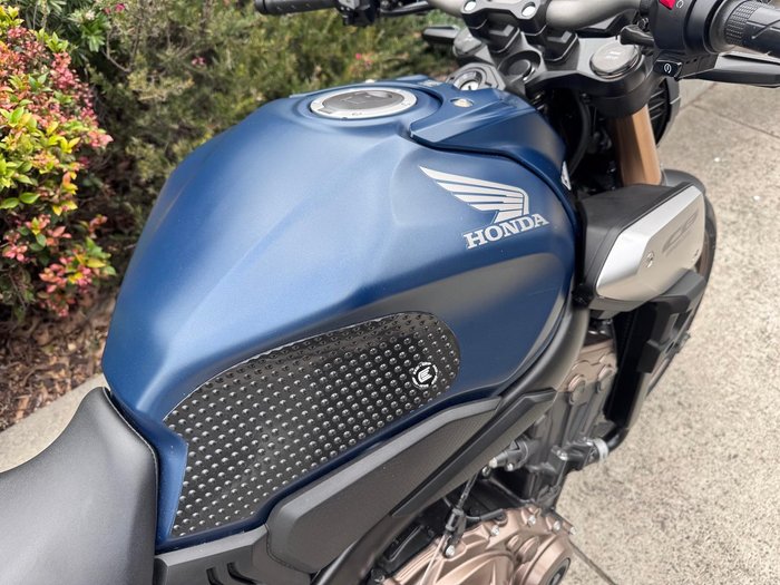 2022 Honda CB650R CB Blue