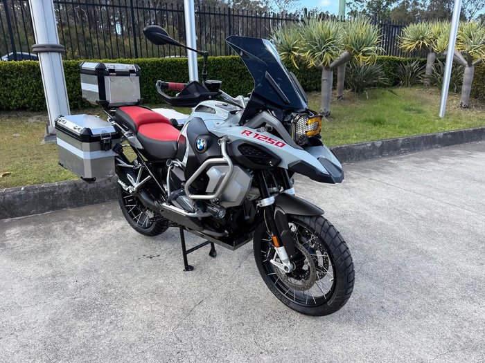 2018 BMW