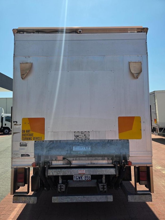 2019 Isuzu Frr 110-260 Auto 5 Ton Van And Lift