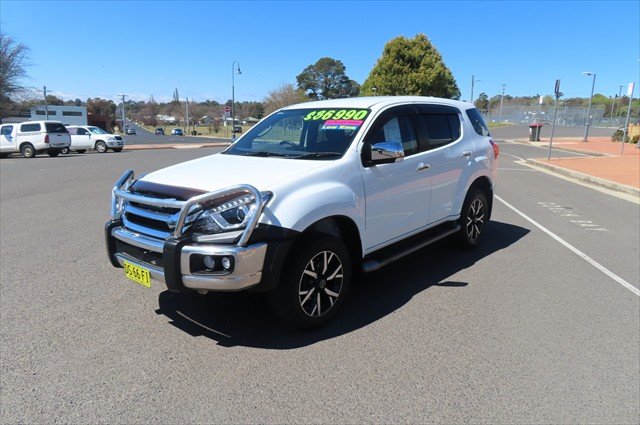 2020 Isuzu MU-X LS-U