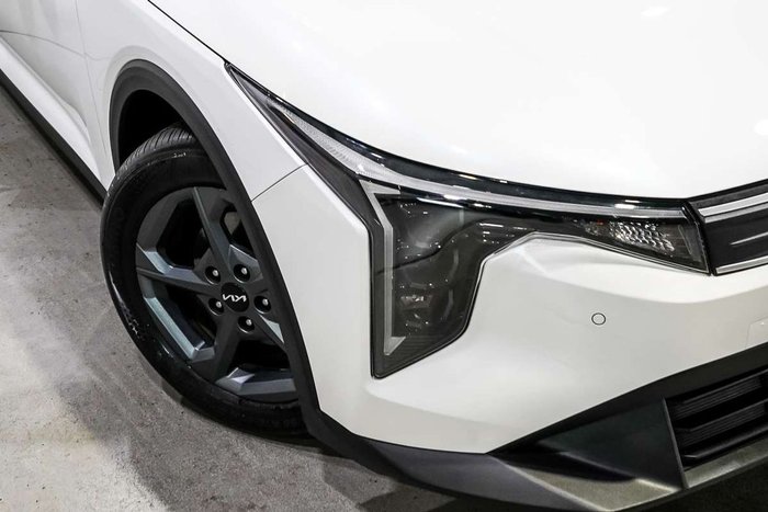 2025 Kia K4 S