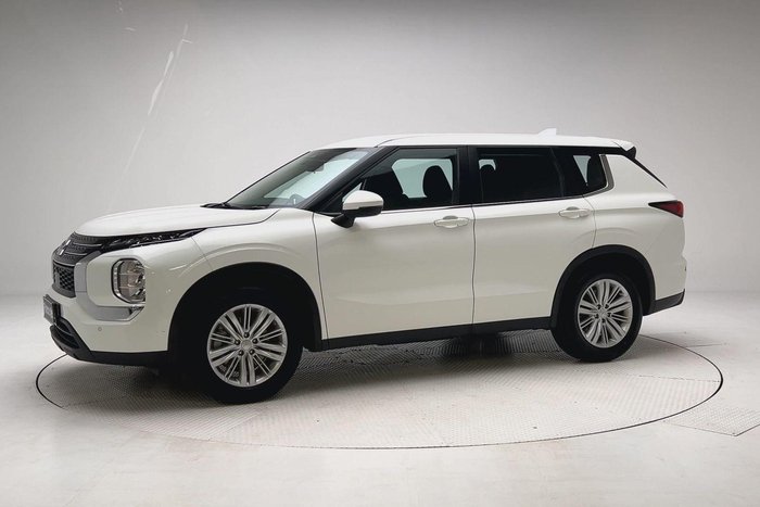 2024 Mitsubishi Outlander