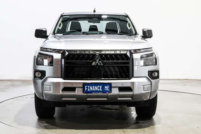 2025 Mitsubishi Triton GLX