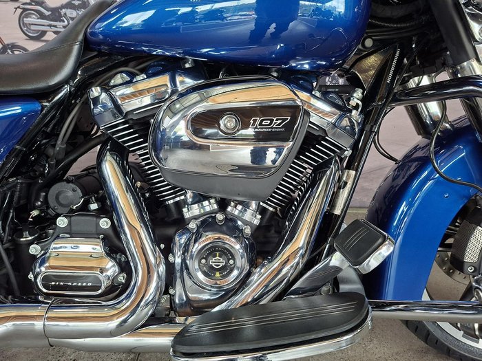 2018 Harley-Davidson Street Glide 107 (FLHX)