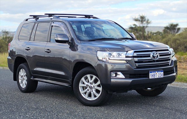 2020 Toyota Landcruiser