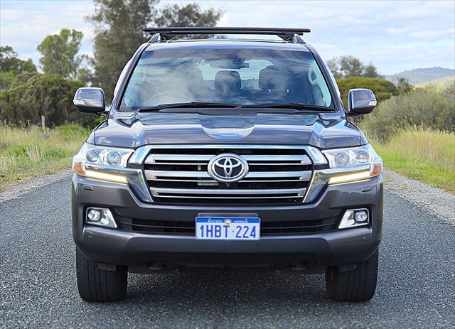 2020 Toyota Landcruiser VX
