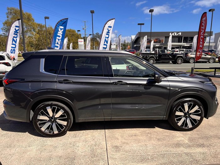 2025 Mitsubishi Outlander Exceed