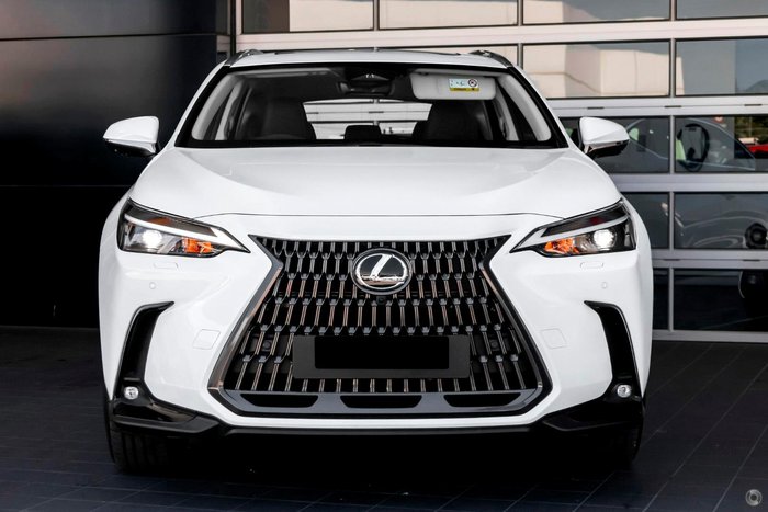 2026 Lexus NX 450h+ Luxury
