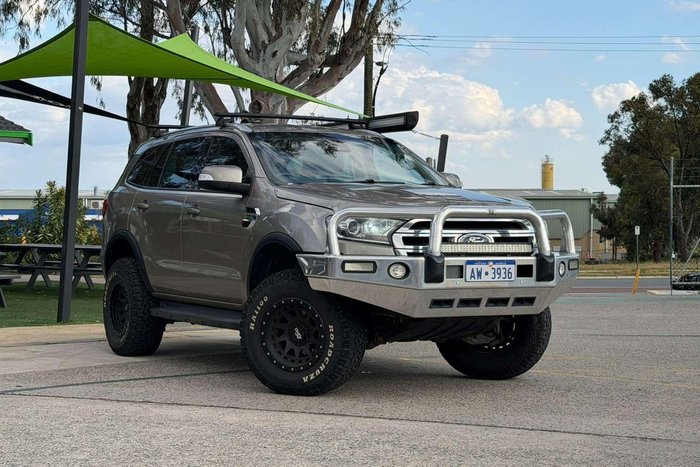 2015 Ford Everest Trend